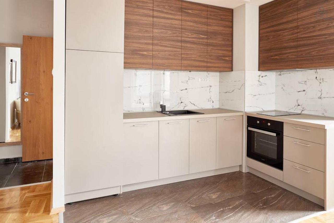 Bright Apartment Near City Center สโกเปีย ภายนอก รูปภาพ