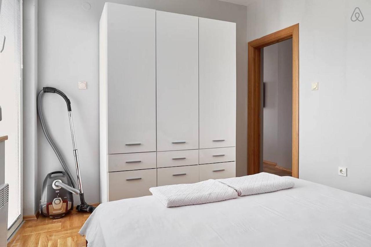 Bright Apartment Near City Center สโกเปีย ภายนอก รูปภาพ