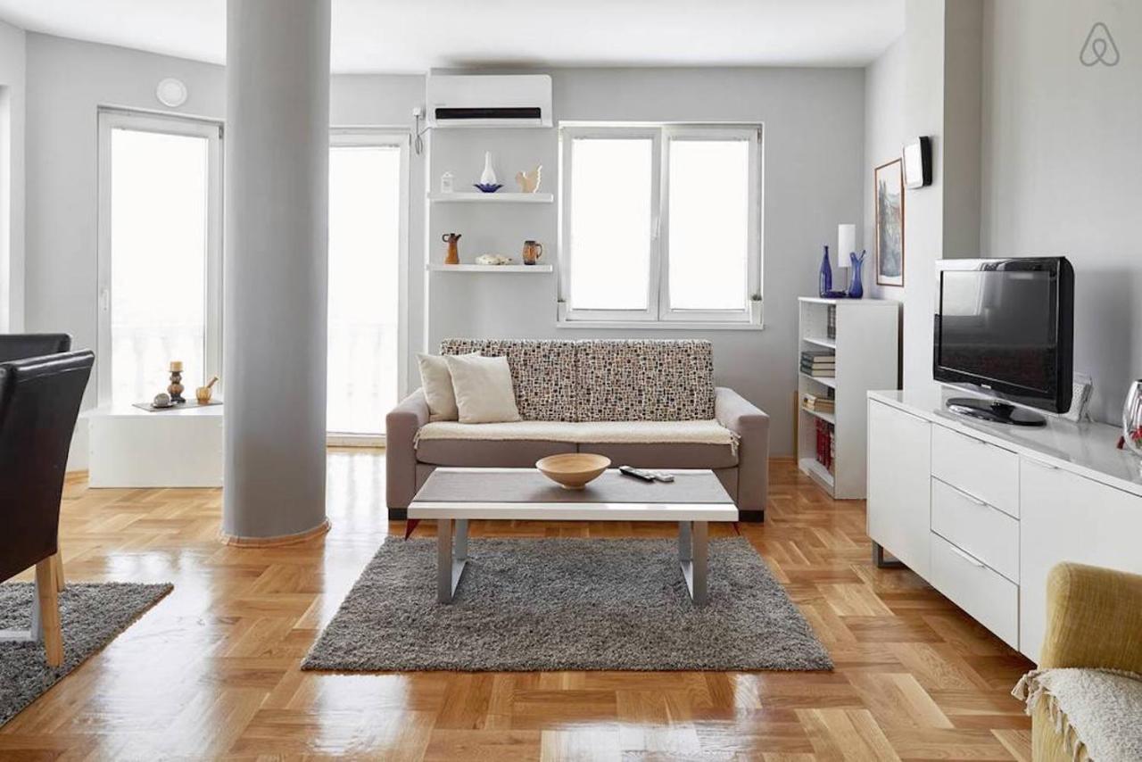 Bright Apartment Near City Center สโกเปีย ภายนอก รูปภาพ