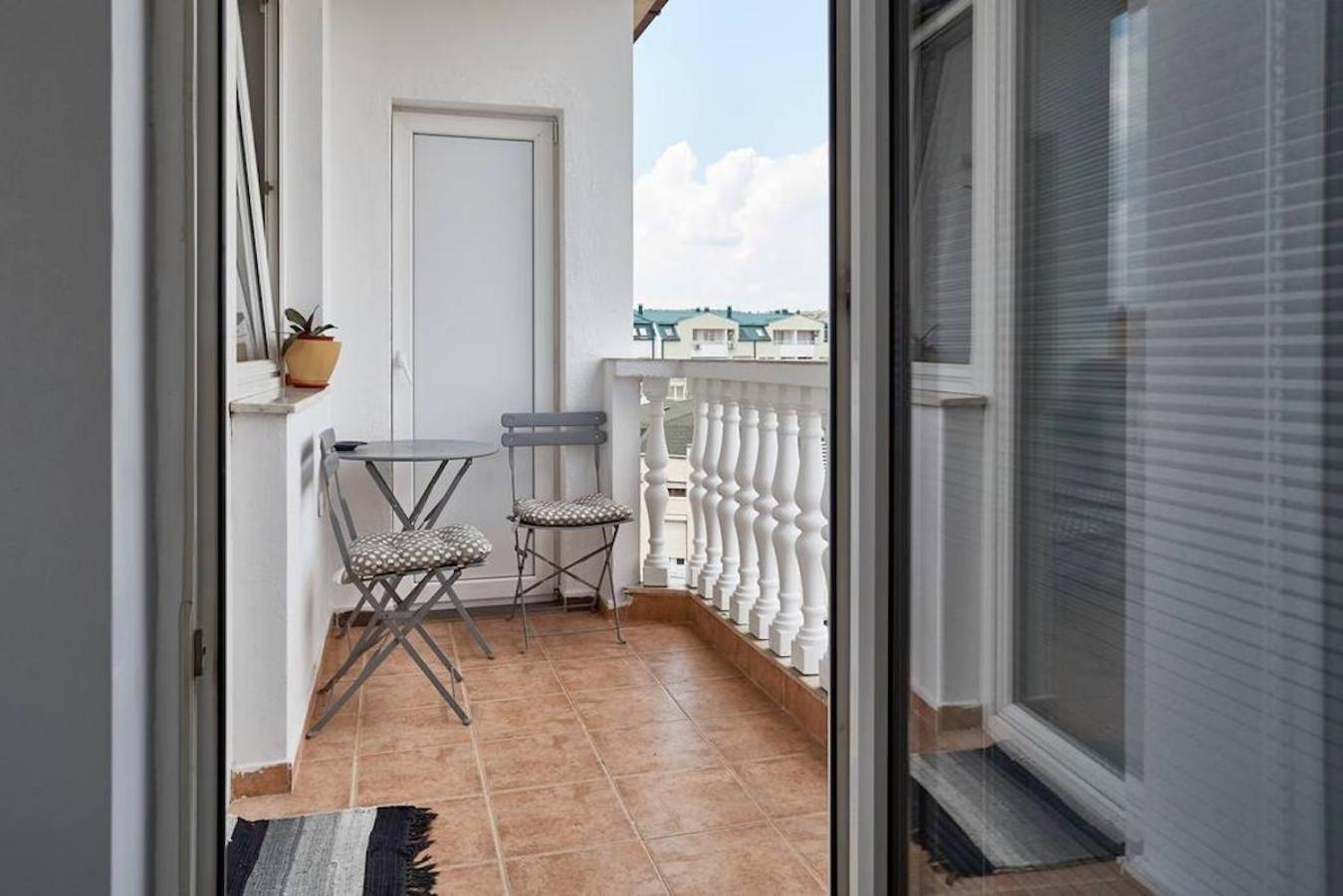 Bright Apartment Near City Center สโกเปีย ภายนอก รูปภาพ